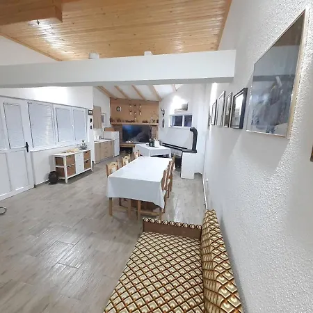 Prenj Apartmán *